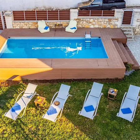 Stone With Private Pool *