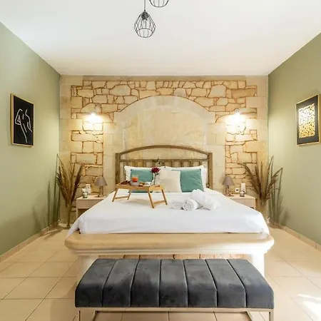 Stone With Private Pool Villa