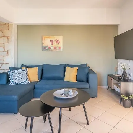 Villa Stone With Private Pool Alfa