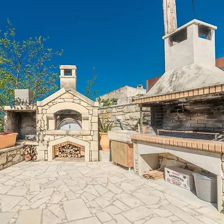 Stone With Private Pool Alfa