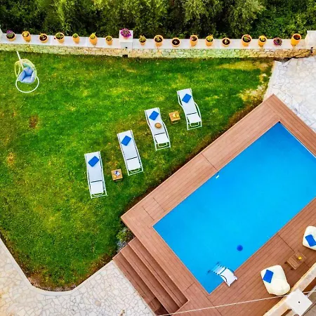 Stone With Private Pool Villa